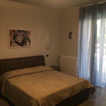 Le Divine Di Via Olivieri - Reception Via Xxv Aprile 5 Ξενοδοχείο Λεβάντο Εξωτερικό φωτογραφία