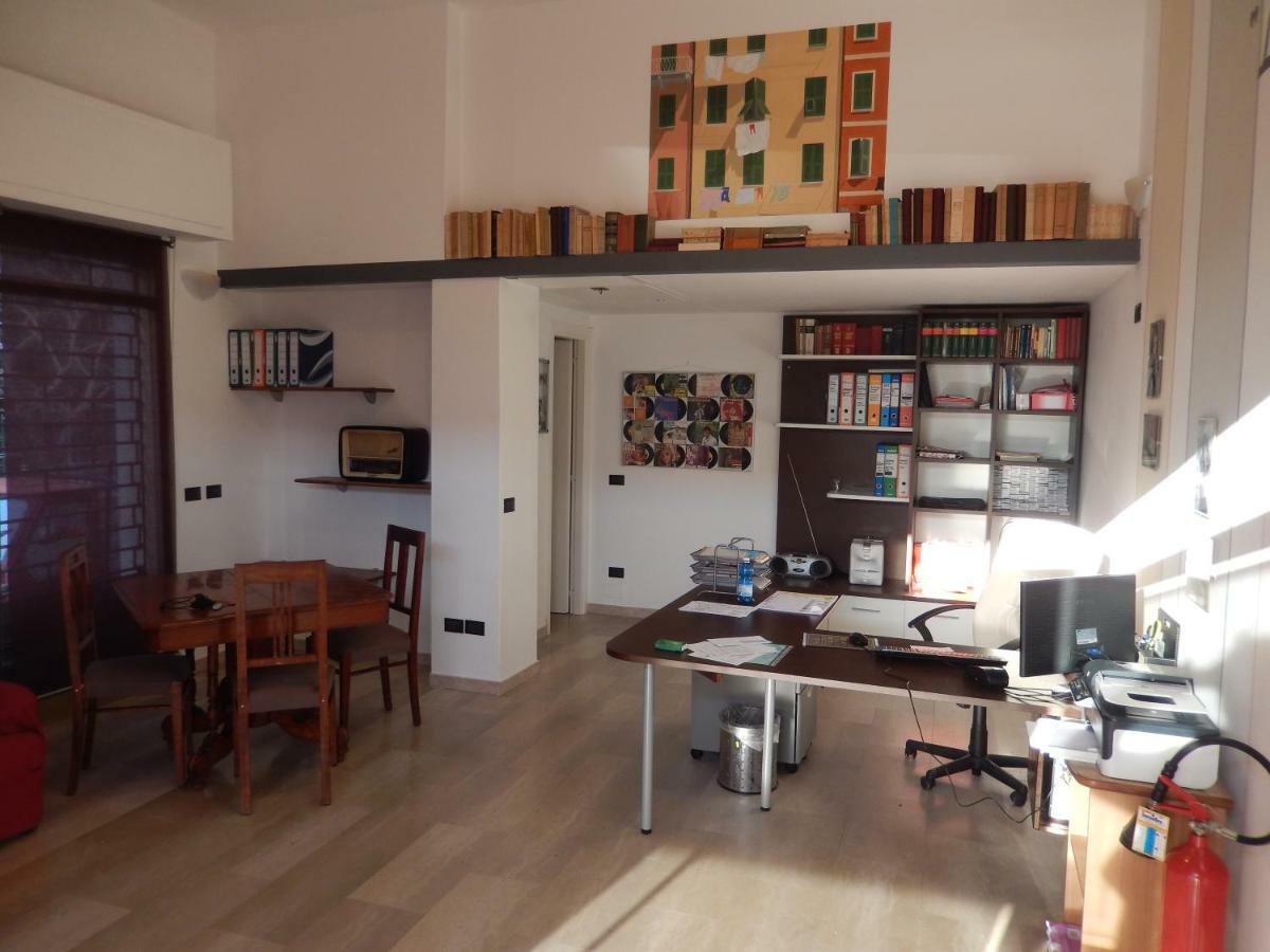 Le Divine Di Via Olivieri - Reception Via Xxv Aprile 5 Ξενοδοχείο Λεβάντο Εξωτερικό φωτογραφία